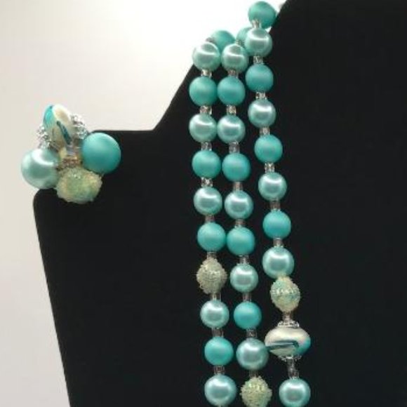 Vintage (Japan) Triple Layer Bead Necklace & Earrings Set - Picture 2 of 10